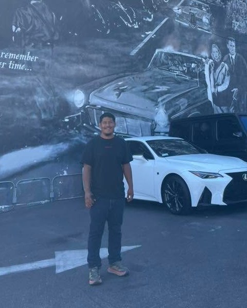 Adrian, your AR Tours driver, beside the vehicle in Venice, Los Angeles